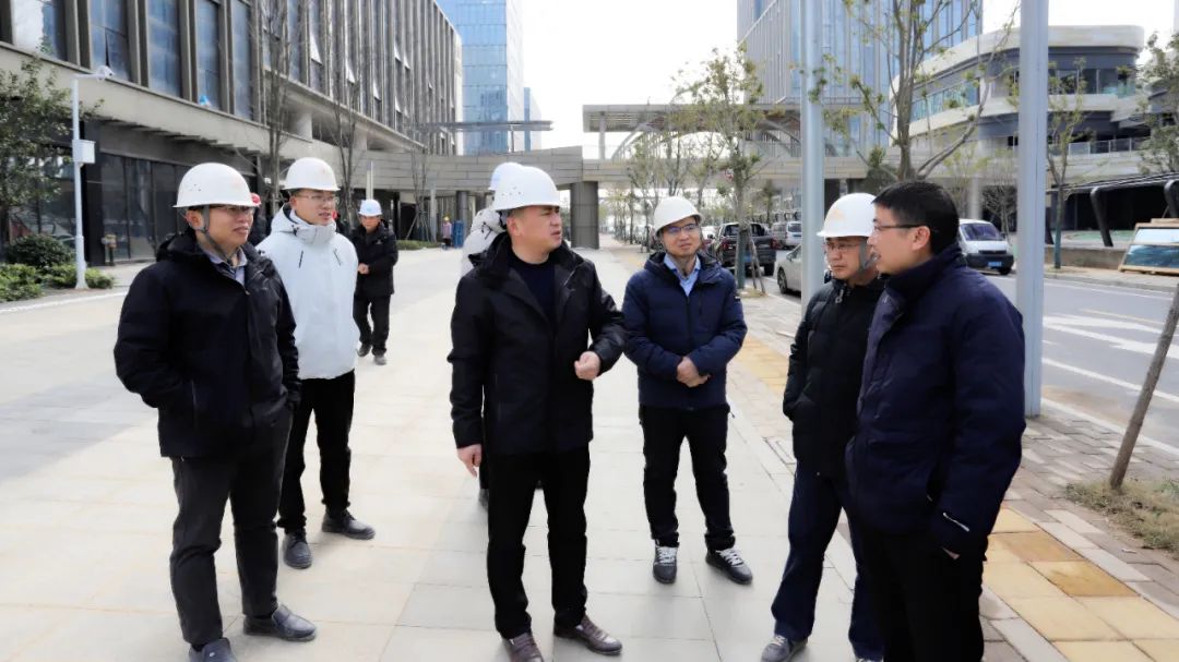 李茶根巡查集團重大重點建設項目安全生產工作 召開調度會